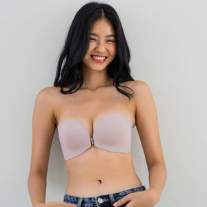 [PRE-ORDER] 365 Front Clasps Anti-Slip Seamless Strapless Wireless Bra in Creamy Sakura (Est. Arrival 2.7)