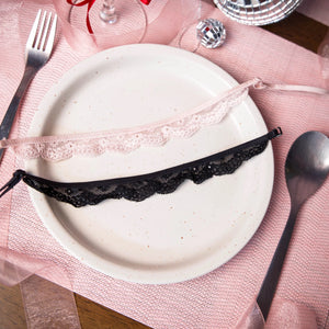 Soft Bloom Straps in Black