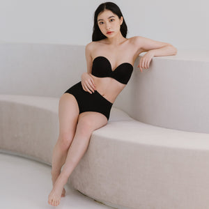 5th Gen 100% Non-Slip Strapless Bra in Black