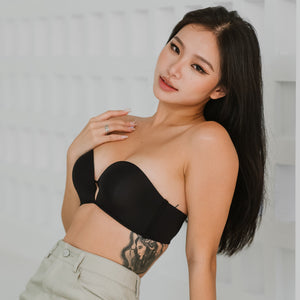 4CM Ultra! Lift It Up! 100% Non-Slip Super Push Up Strapless Wireless Bra in Black