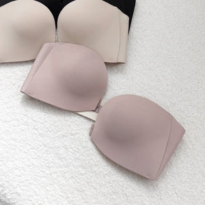 365 Front Clasp Anti-Slip Seamless Strapless Wireless Bra in Creamy Sakura