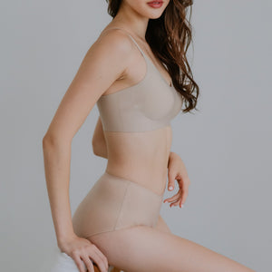 [ARRIVING 10.25] Hey Period! Seamless Mid-Rise Cheekie in Buttery Milk Tea