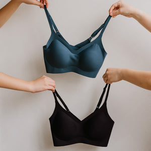 Air-ee Seamless Bra in Black - Thin Straps (Signature Edition)